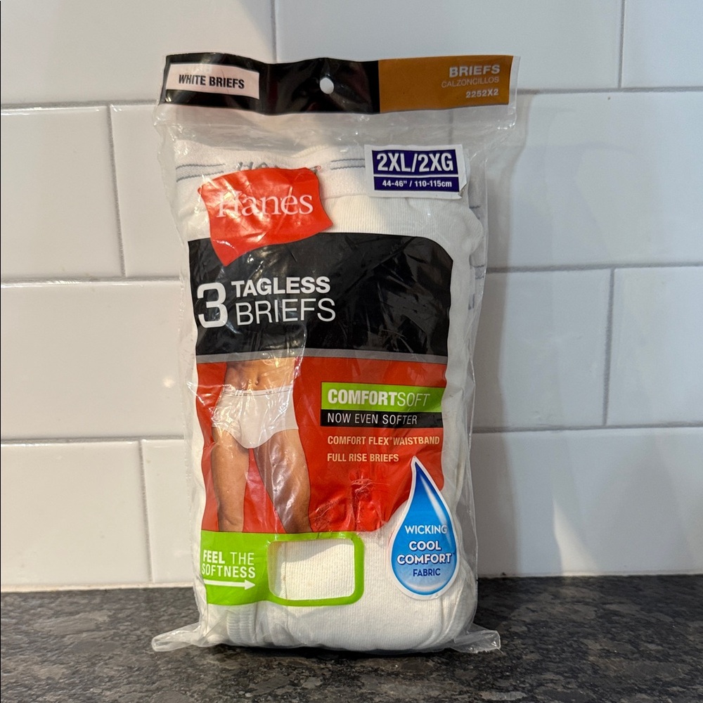 Hanes 3-Pack White Tagless Briefs 2XL